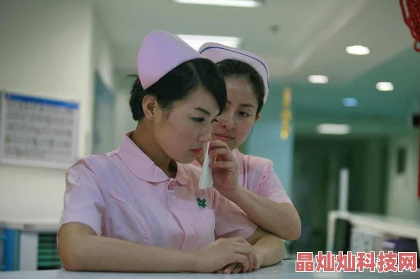 女医学护士一级毛片天使在人间：她们用爱心和专业知识守护生命健康