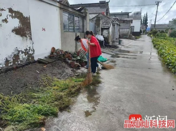 幸福的拾荒者近日，拾荒者们在城市公园发现了一批珍贵的艺术品，引发了广泛关注。