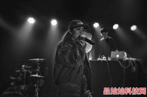 19岁rapper潮水欢迎你新歌MV上线播放量突破百万