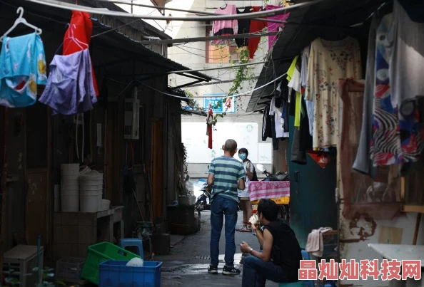 每次我都装睡让做完听说隔壁小丽也这样她男朋友还以为自己技术好