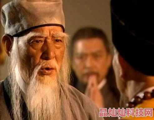 2025热门游戏"谁是大英雄"装备深度解析：慕容世家武器大全及未来趋势